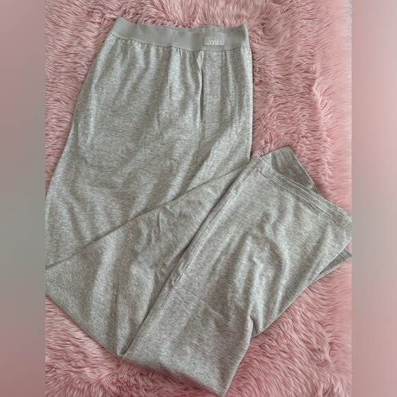 NWT SKIMS BOYFRIEND LOOSE PANT - Picture 5 of 11